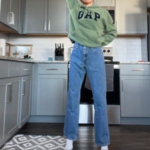 Vintage 505 light medium wash Levi’s Jean denim